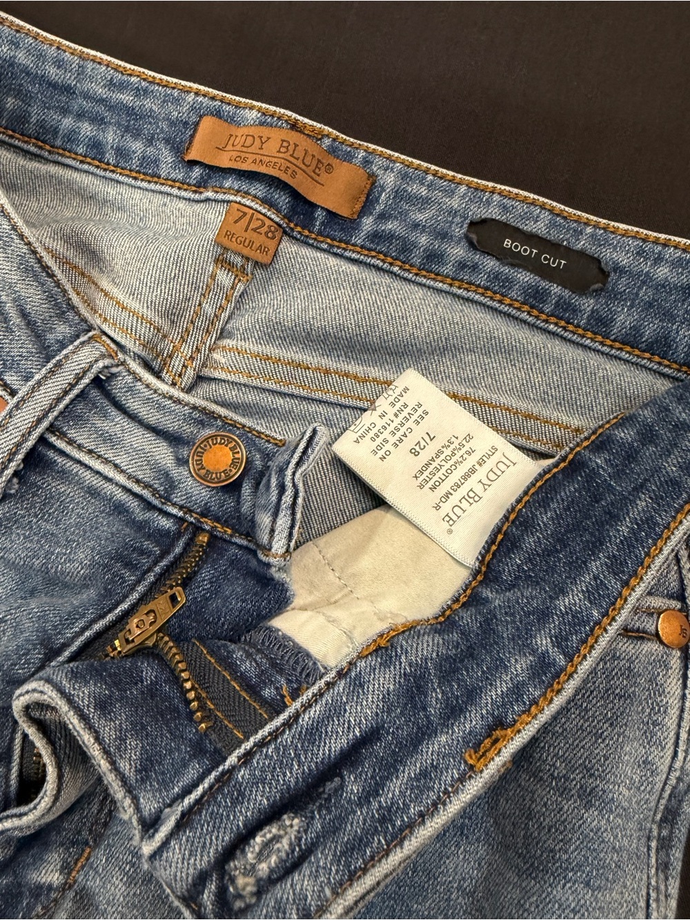 Judy Blue Women’s 7/28 Bootcut Jeans Light Wash Stretch Denim